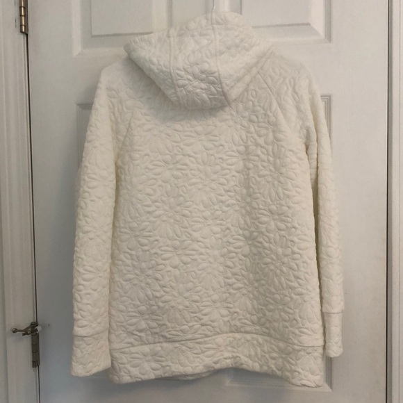 🖐 White quilted Dressbarn Scuba Hoodie - Picture 4 of 8
